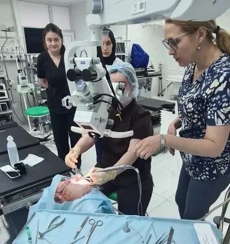 Первый кадавер-класс по микрохирургии уха стартовал в ПИМУ для клинических ординаторов