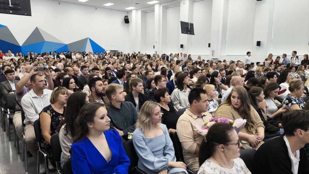 ПИМУ выпустил почти 500 врачей узкой специализации для системы здравоохранения России ПИМУ выпустил почти 500 врачей узкой специализации для системы здравоохранения России