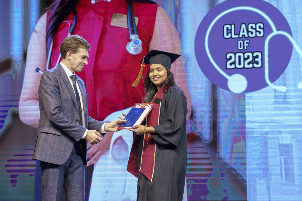 104 graduates of the Faculty of International Medical Education of PRMU received diplomas of higher education